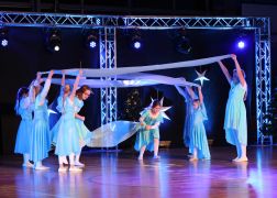 Showballett Formel I Weihnachtsrevue 2023 32